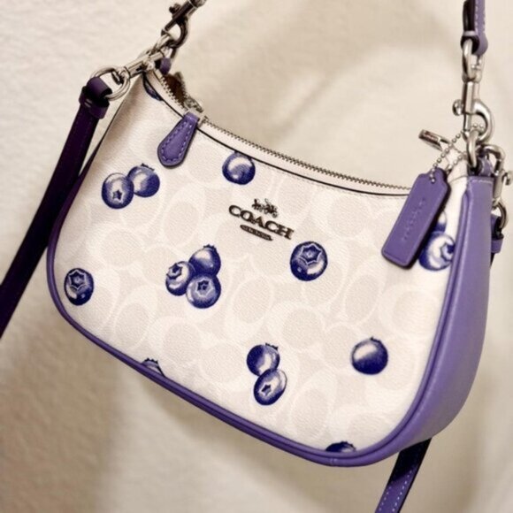 NWT Coach Teri Bag Canvas With Blueberry Print - Picture 2 of 8